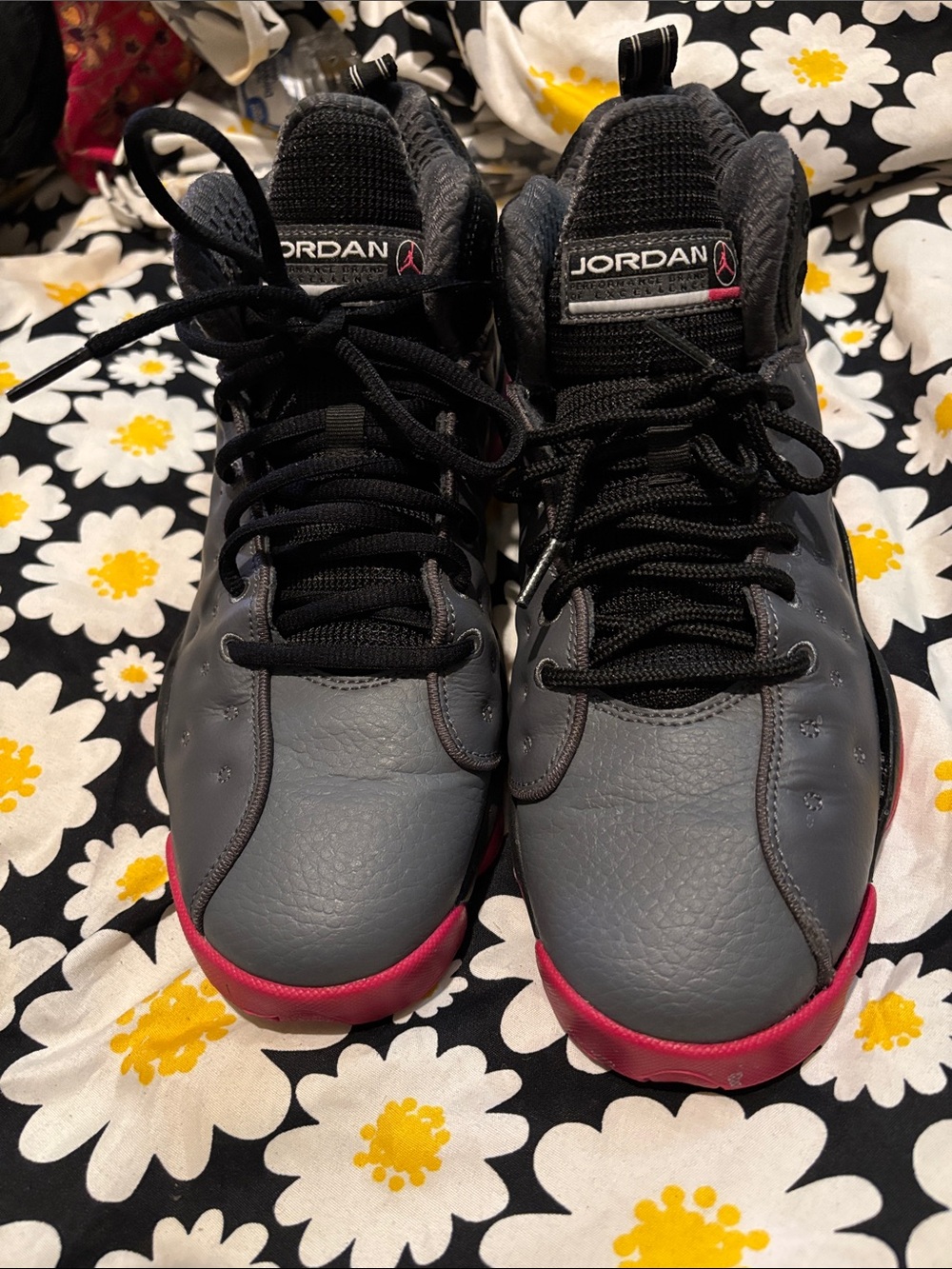 Jordan Women's Gray and Pink Retro Basketball Sneakers